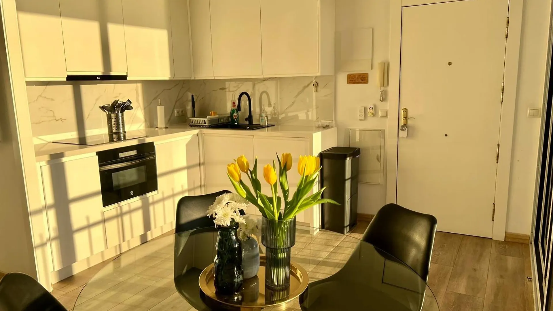 Ventana Al Mar Pool And Beach Access With Elevator Torremolinos Spain